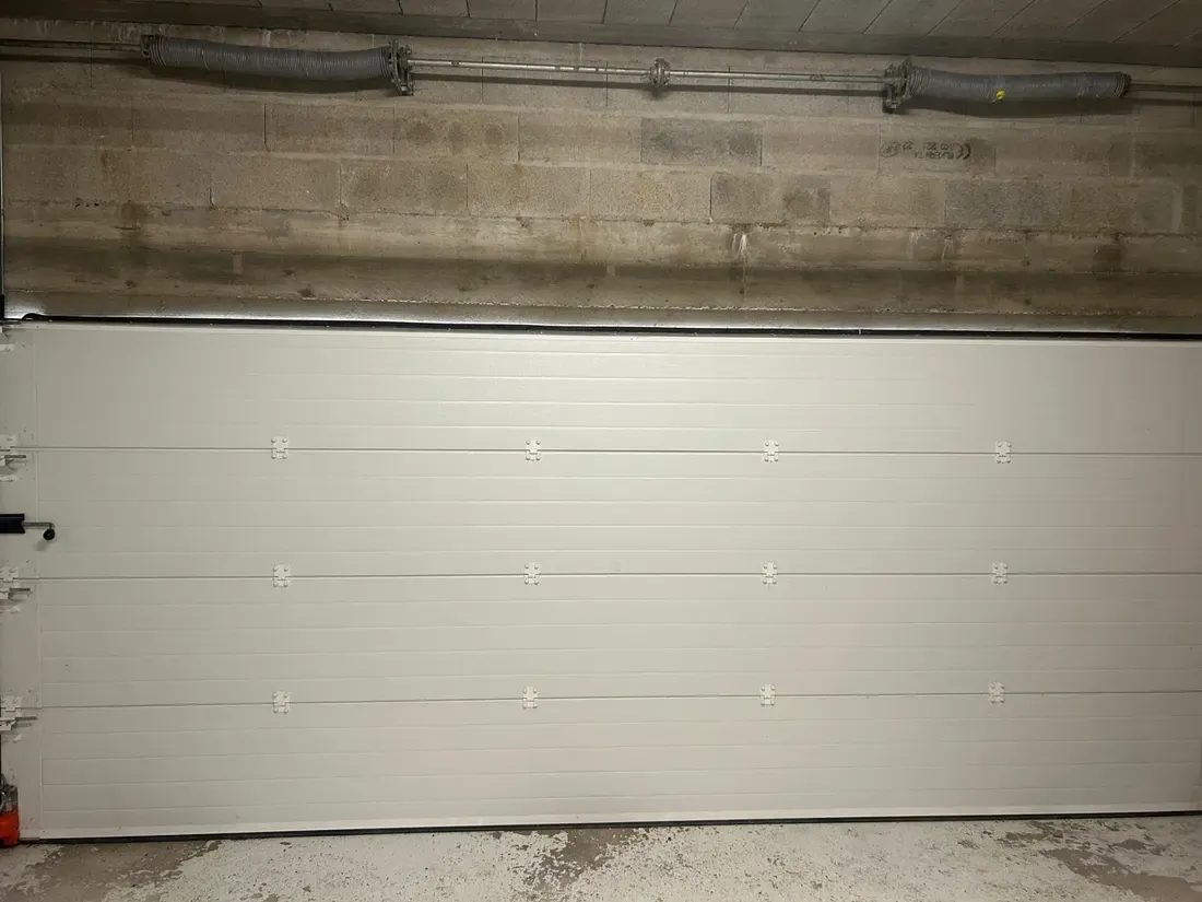 Réalisation rideau métallique — Porte sectionnelle